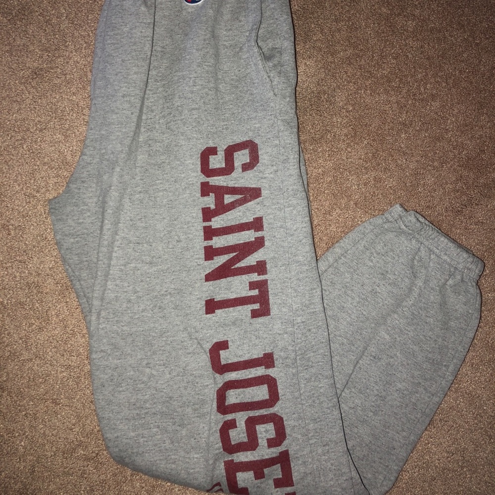 SJU women’s sweatpants